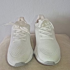 Baskets – pointure 38.5 – blanches FITFLOP