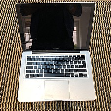 MacBook Pro 13 pouces modèle A1278 avec clavier AZERTY 13 pouces, sans batterie et chargeur