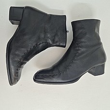 Bottines  Melluso originales  pointure 35
