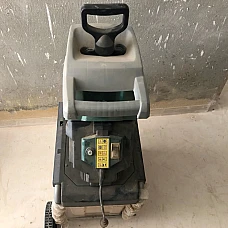 Broyeur de végétaux électrique