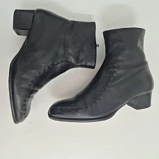 Bottines  Melluso originales  pointure 35